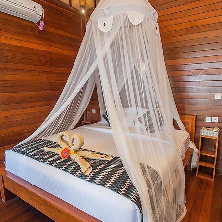 Tawe Ocean Blue Villa Lembongan Экстерьер фото
