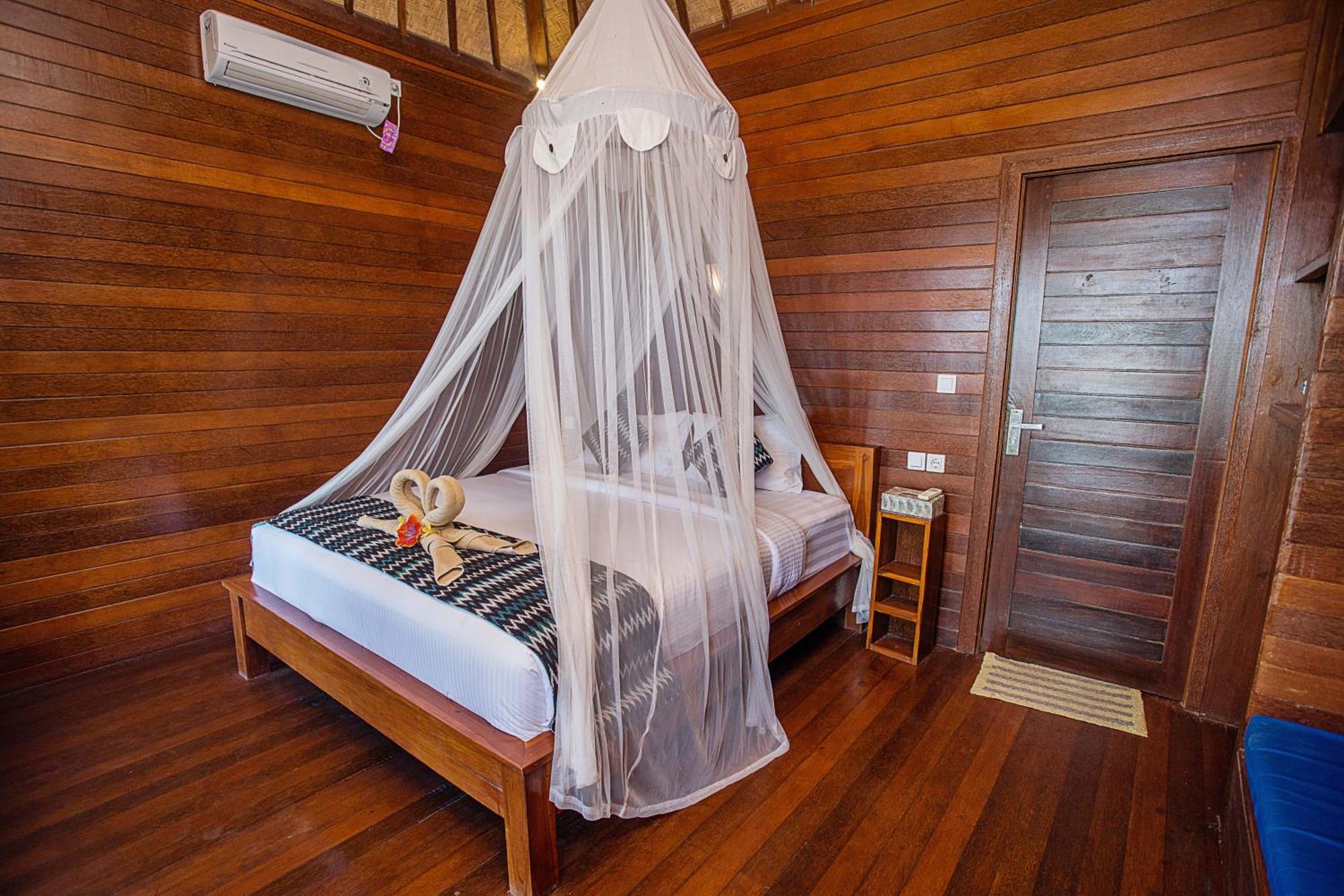 Tawe Ocean Blue Villa Lembongan Экстерьер фото